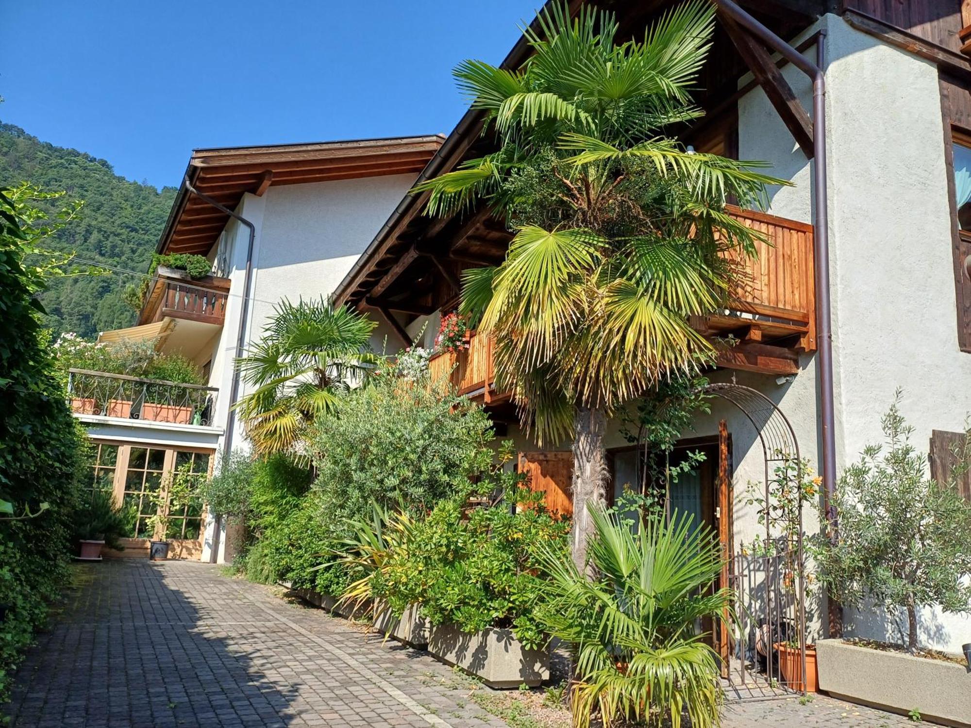 Neuprantl Apartments ลานา ภายนอก รูปภาพ