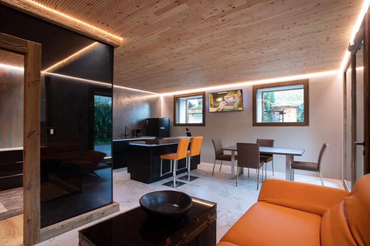 Neuprantl Apartments ลานา ภายนอก รูปภาพ